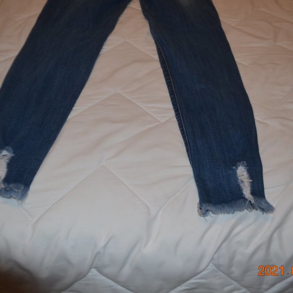KanCan Jeans - Picture 7 of 8